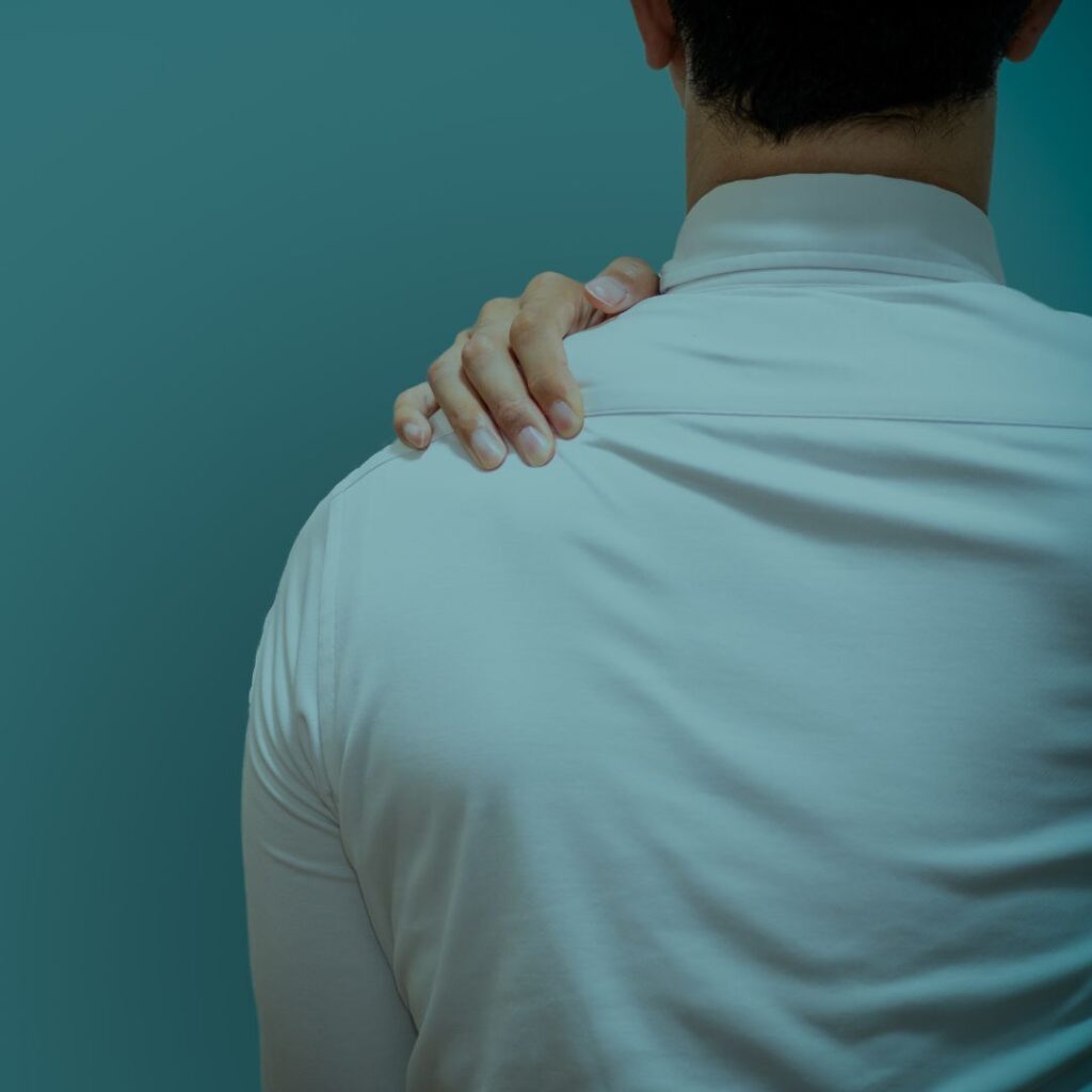 Relief from stiffness and tension through Ayurvedic massage therapies